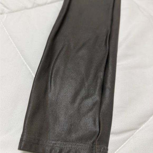 SPANX Faux Leather Leggings - Picture 5 of 10